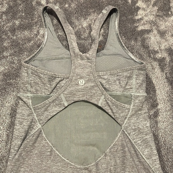Lululemon Racerback Tank Top ✨ - Picture 2 of 4